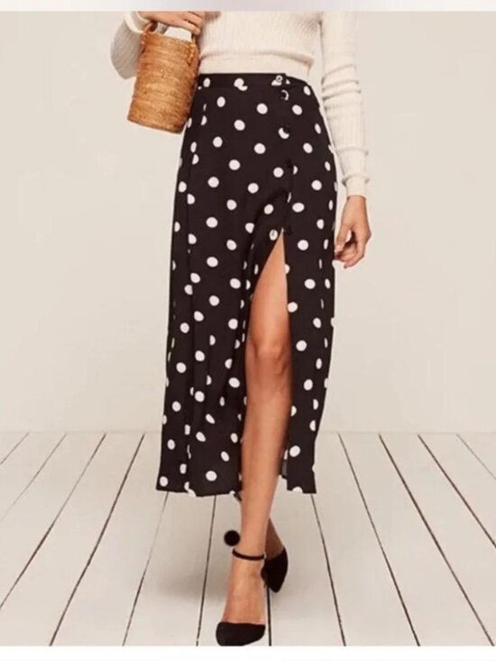 Reformation Dresses & Skirts - Reformation dot Veronica skirt SZ 2 black button